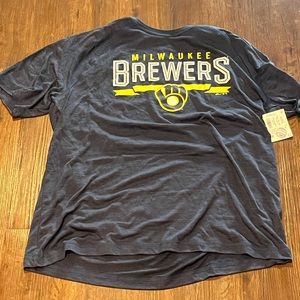 Brand new Majestic Milwaukee Brewers mens size XL